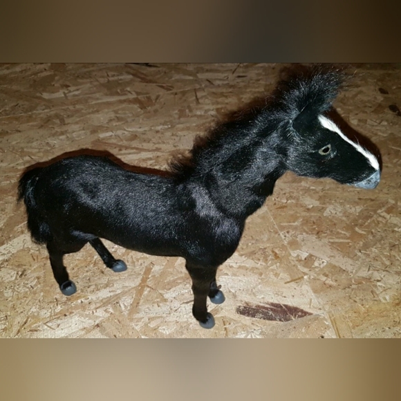 Vtg Real Fur Black Stallion Horse Statue - Picture 2 of 3
